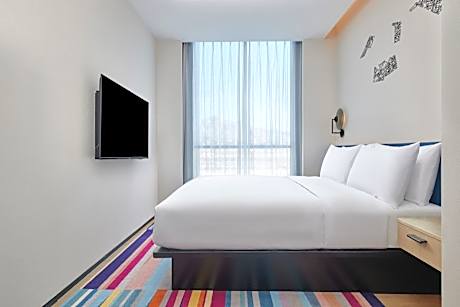 Aloft King Suite