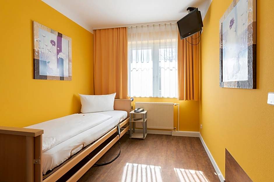 Hotel Mit-Mensch