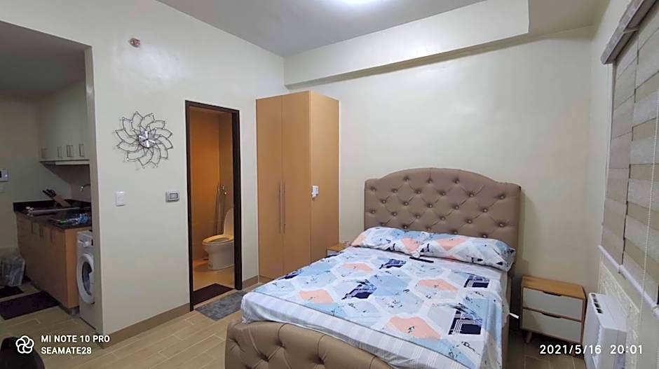 Iloilo Staycation with a Pool, Gym and Playroom