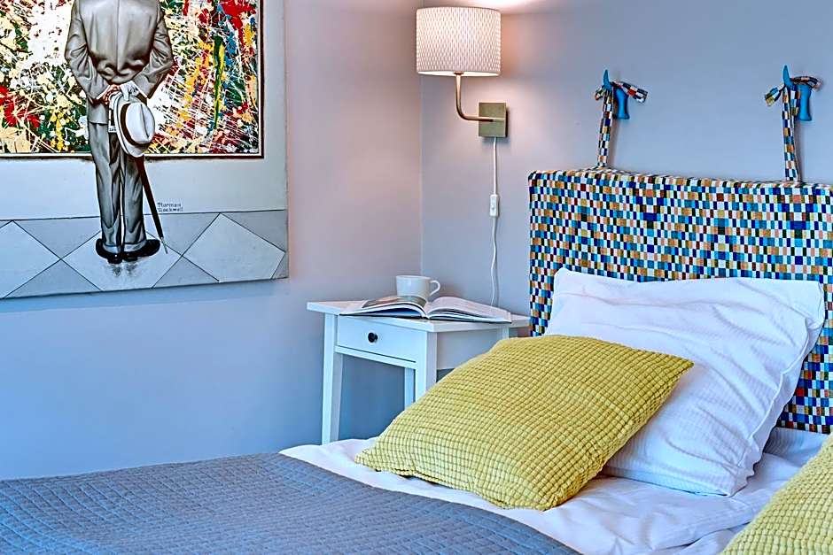 Kamienica Gdynia hotelowe komfortowe łóżka, plaża Orłowo molo