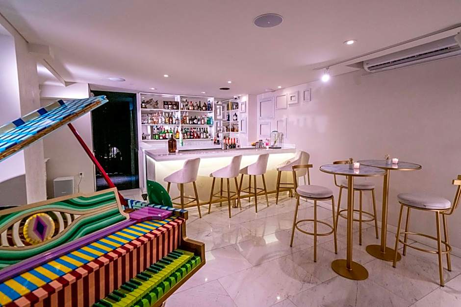 Umbral, Curio Collection by Hilton