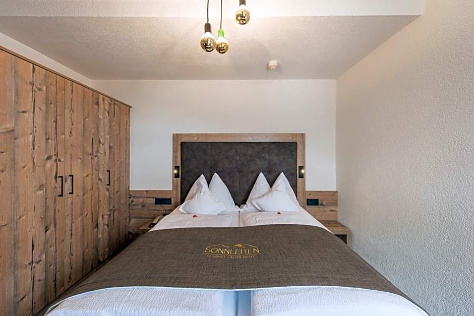 Ski-IN Ski-OUT Hotel Sonnleiten
