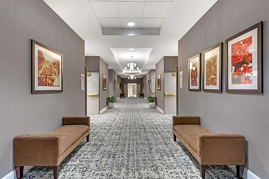 Sonesta Atlanta Airport South