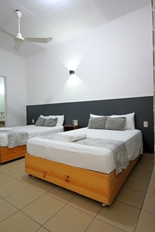 Economy Quadruple Room
