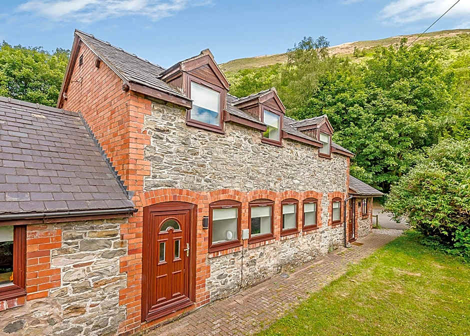 Penvale Lakes Lodges