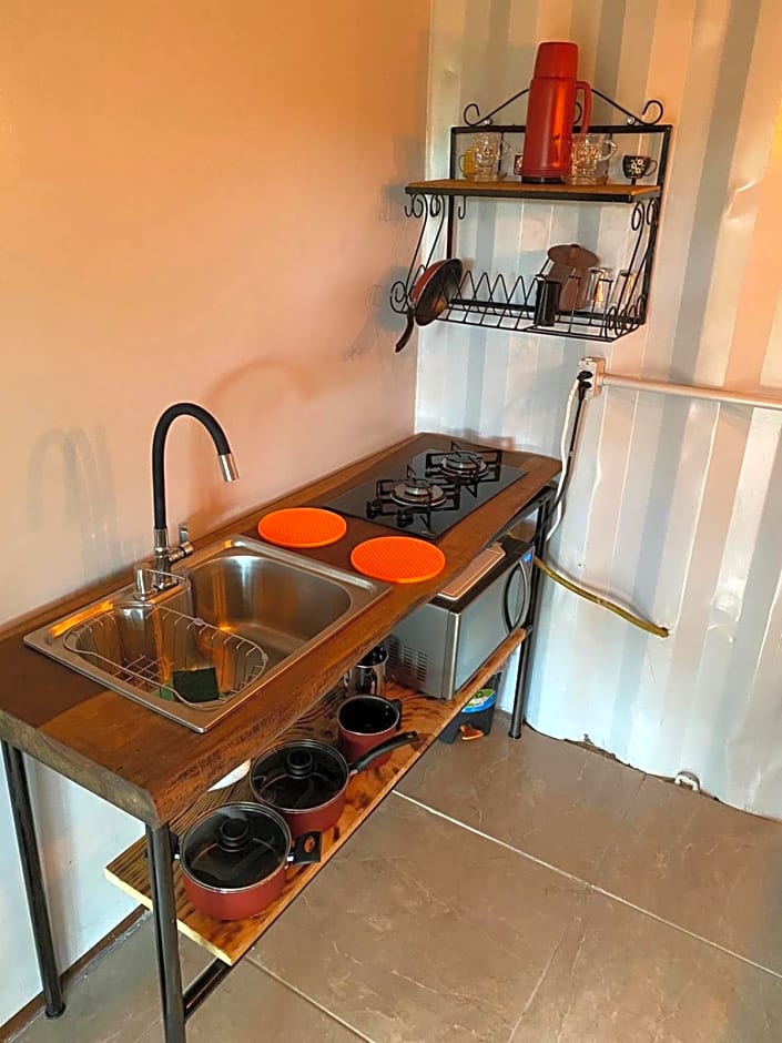 Pousada Cipó Container Chalés Privativos com lareira - Centro da cidade