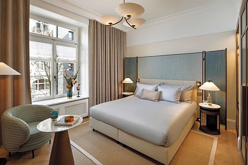 Small Luxury Hotel Ambassador a l'Opera
