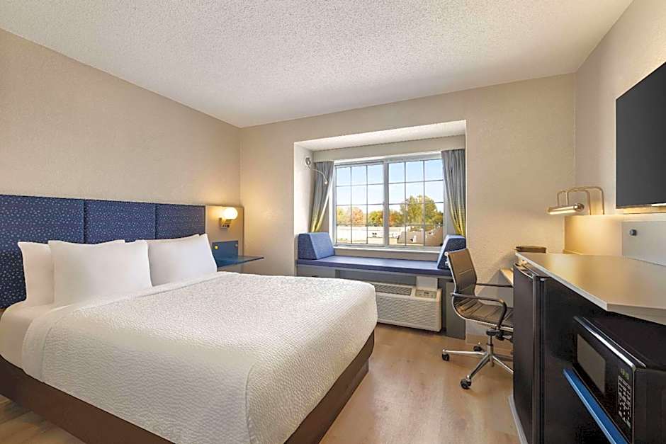 Microtel Inn & Suites By Wyndham New Ulm