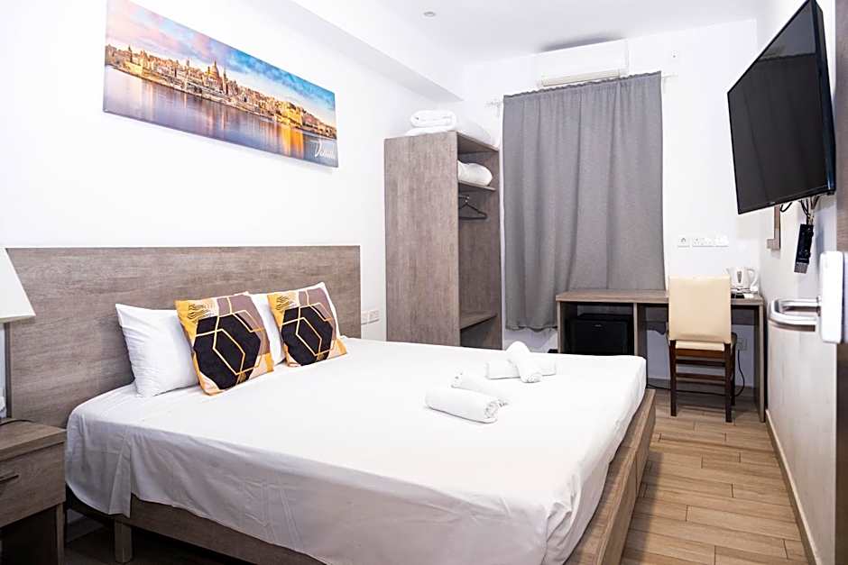 Napoli Suites Studios Aparthotel