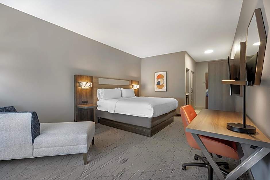 Holiday Inn Express and Suites Beeville By IHG
