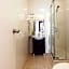 INT Lisbon Suites