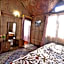 Golden Hopes Group of Houseboats