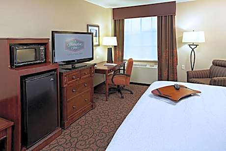 King Room with King Bed - Non-Smoking