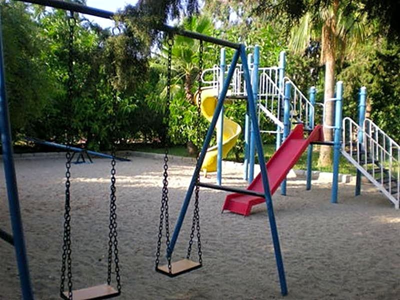 Green Paradise Beach Hotel