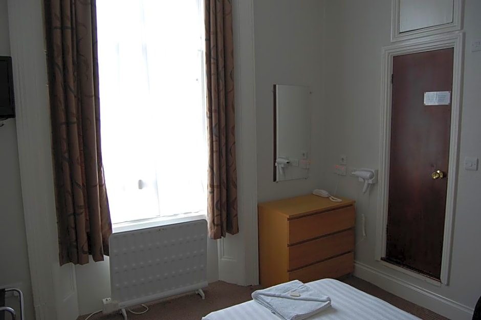 Lords Hotel