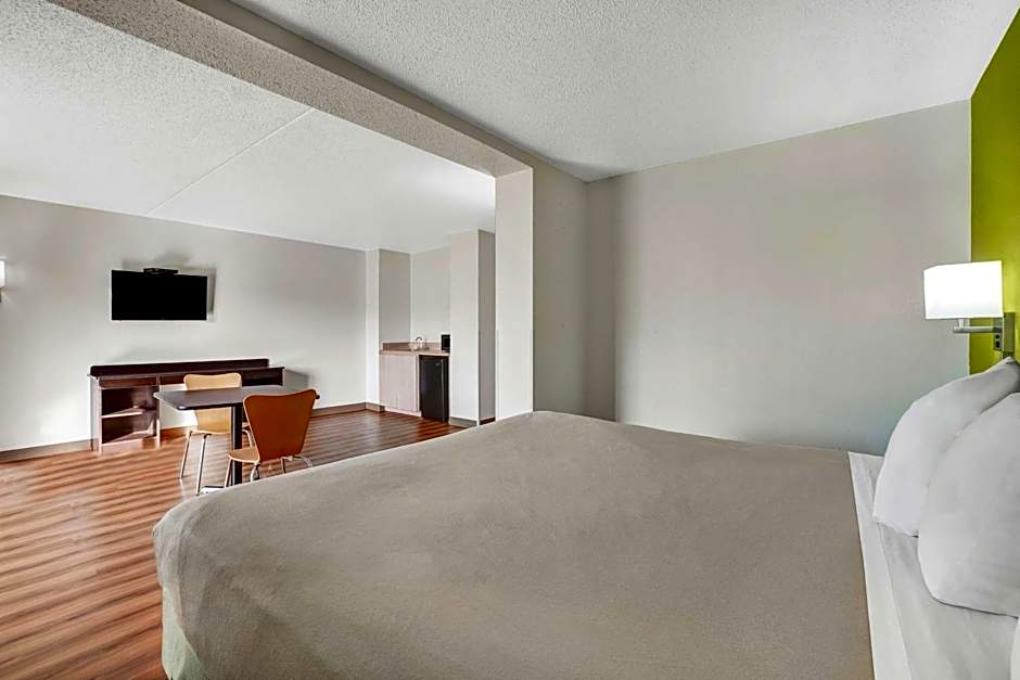 Motel 6-Lawrenceville, NJ