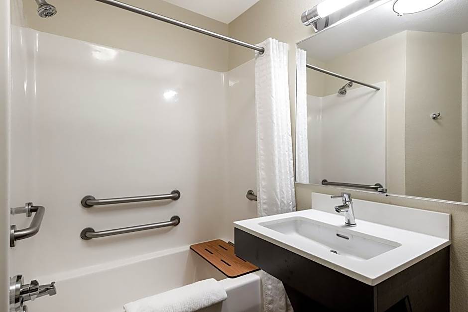 Candlewood Suites Durham By IHG