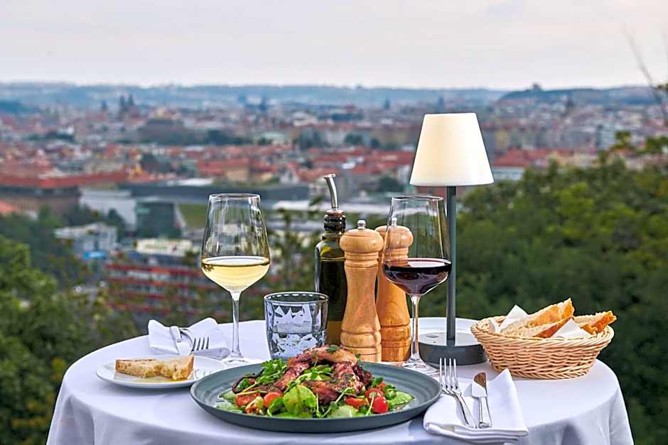 NH Collection Prague