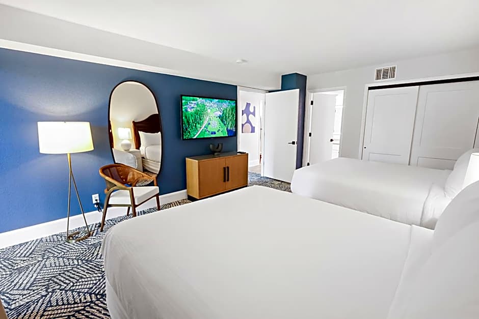Photo 1 of 5 of 1 Bedroom 2 Queen Beds Suite