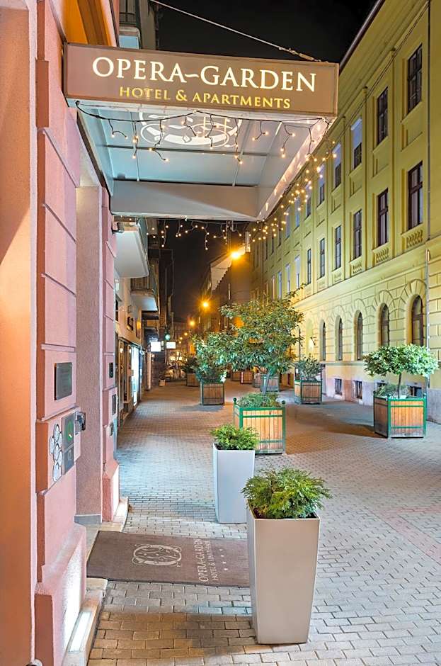 Opera Garden Hotel & Apartments