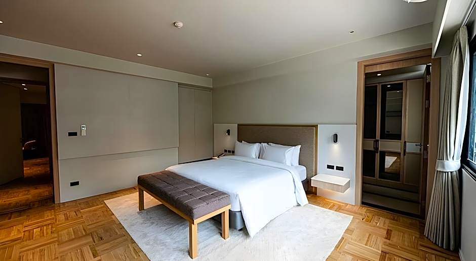 Floral Court Hotel & Residence Sukhumvit 13