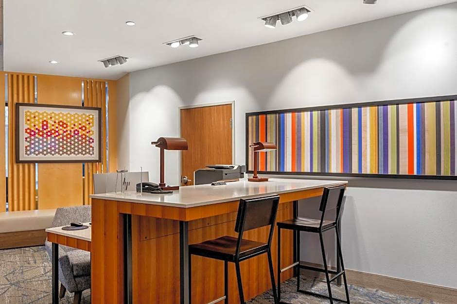 Holiday Inn Express and Suites St Louis-Chesterfield By IHG