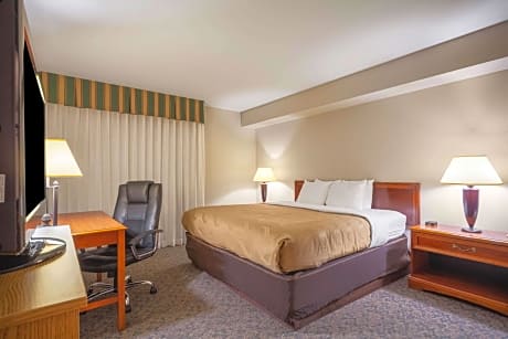 Efficiency Double Room - Non-Smoking