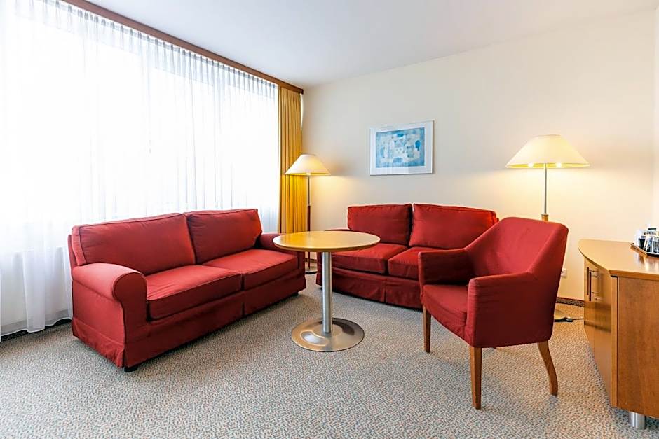 Globana Airport Hotel