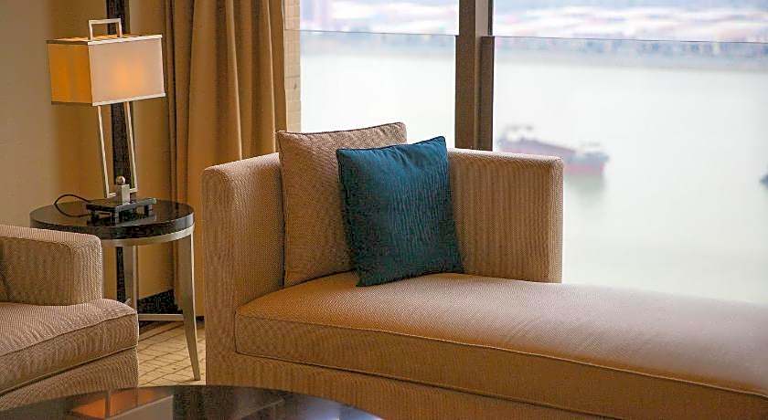 Junluxe Hotel Guangzhou Zengcheng-Xintang High speed Railway Station Store