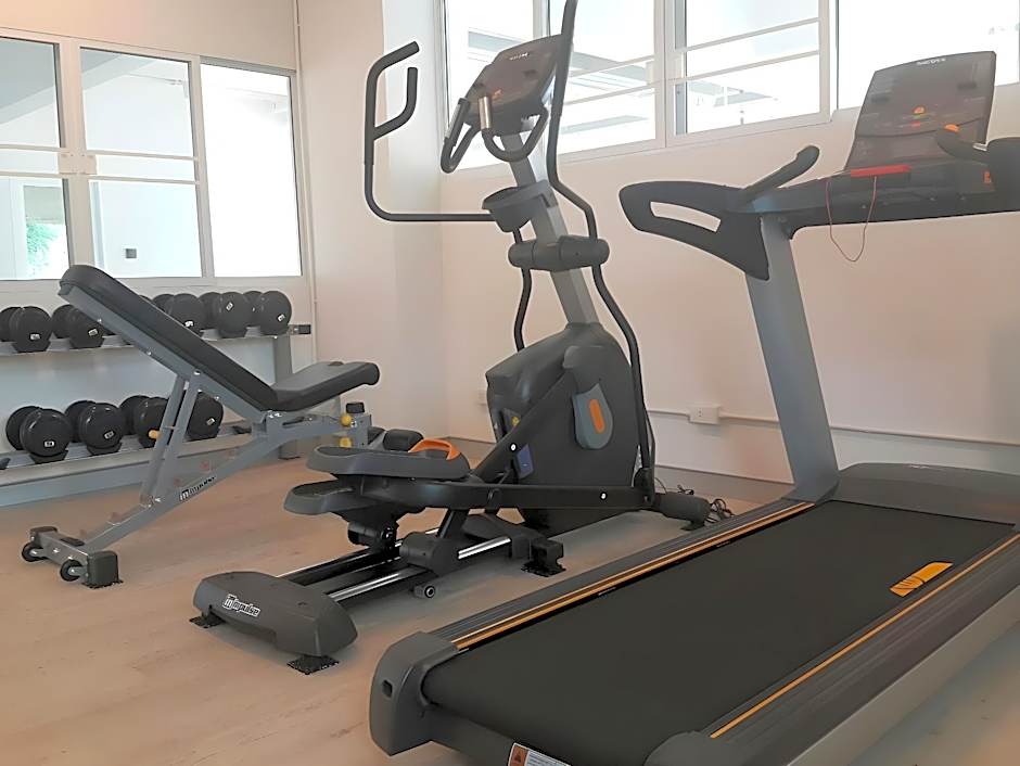 Des Res Hotel and Residence