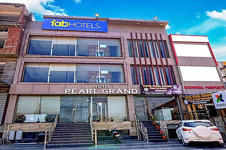 FabHotel Pearl Grand