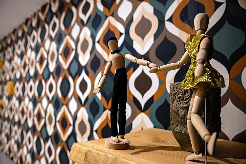Geometric Art Home