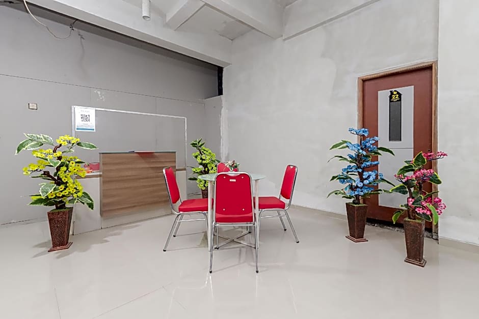 RedDoorz @ Gedangan Sidoarjo