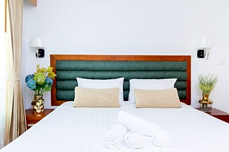 Deluxe Grand Terrace - 1 Bedroom