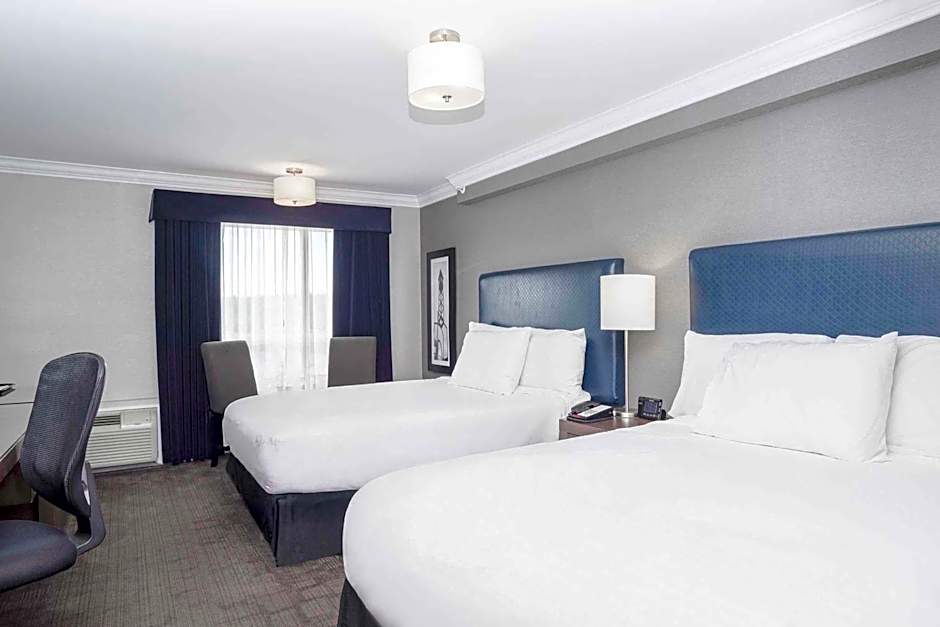 Sandman Signature Hotel & Suites Prince George