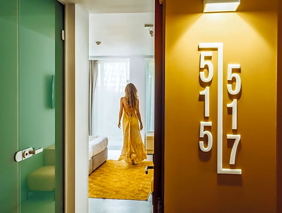 ibis Styles Golden Sands Roomer Hotel