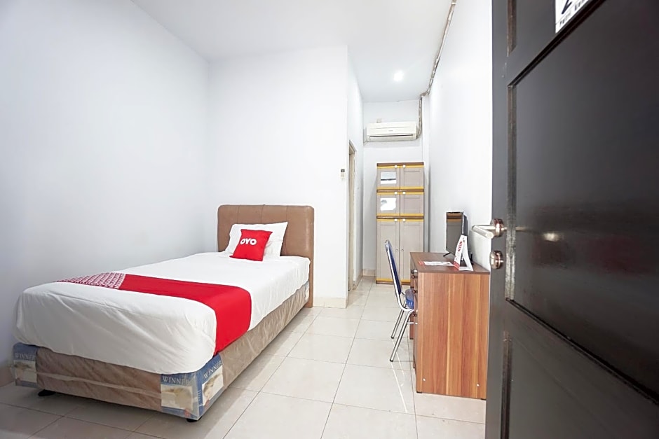 OYO 2566 Putri Kesia Rooms