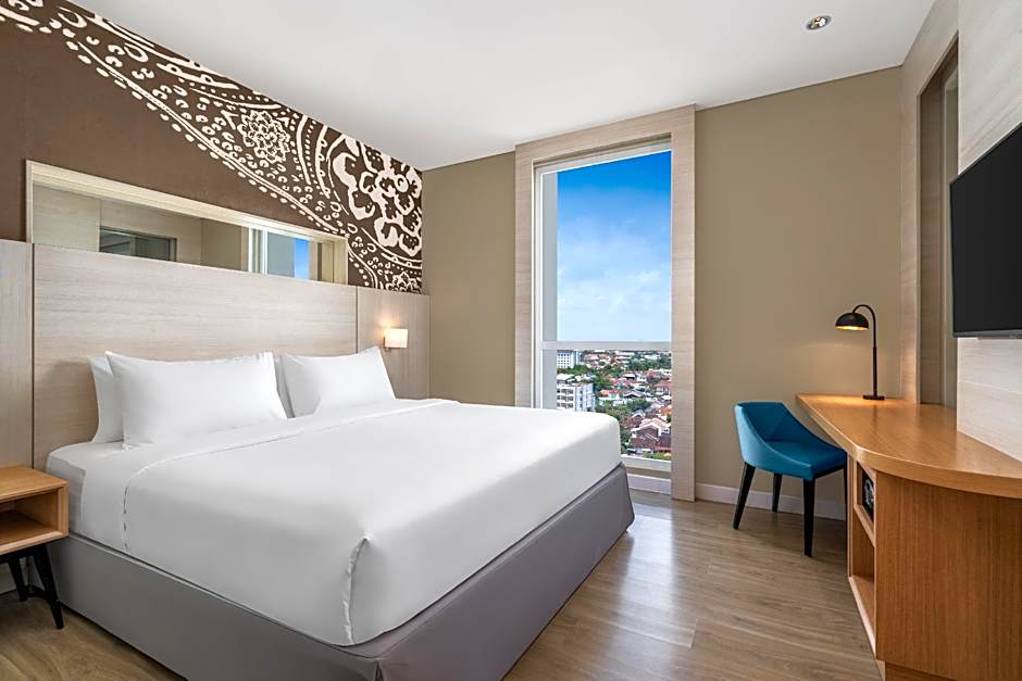 Mercure Solo