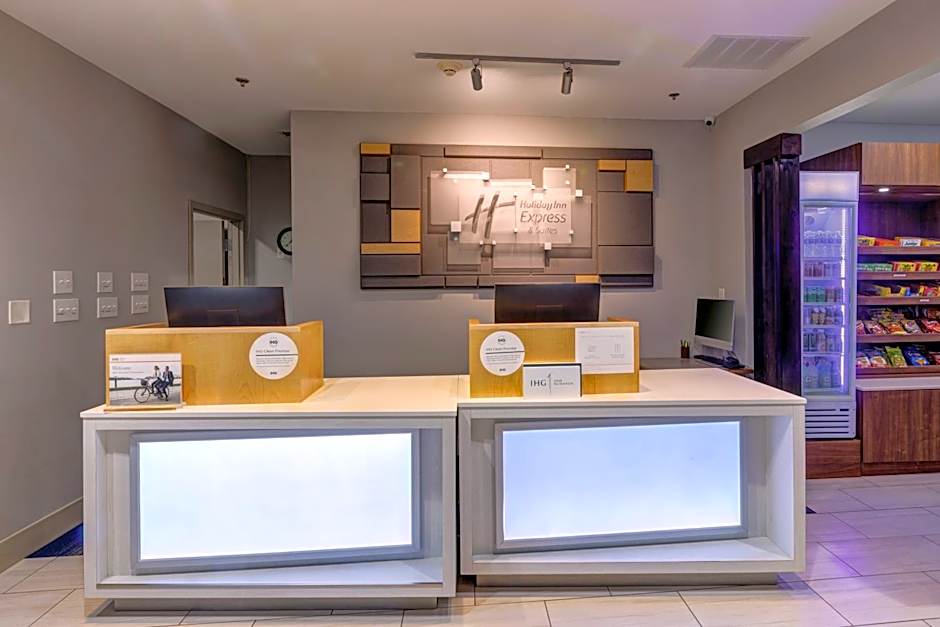 Holiday Inn Express & Suites Shelbyville Indianapolis by IHG