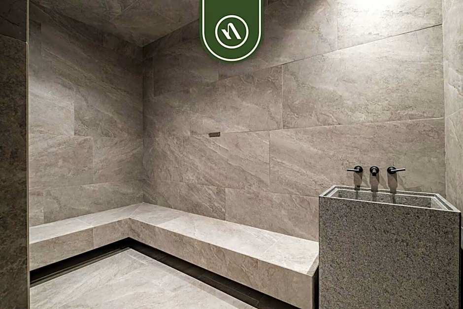 Luxury 2 BR Condo in Reforma - Skyline View - Pool