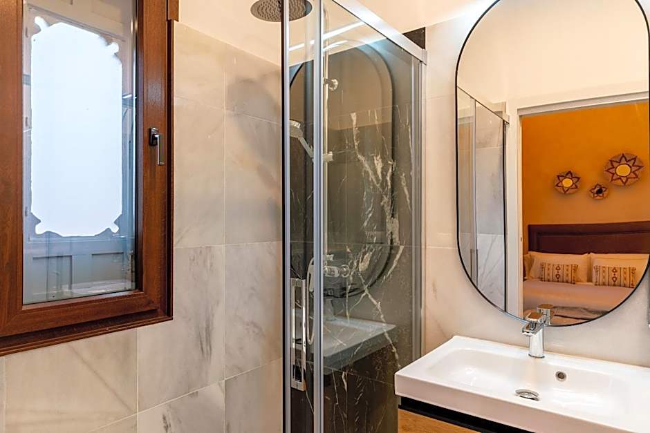 Arco de la Seda - Hotel Boutique