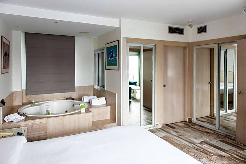 Hotel Palacio del Mar