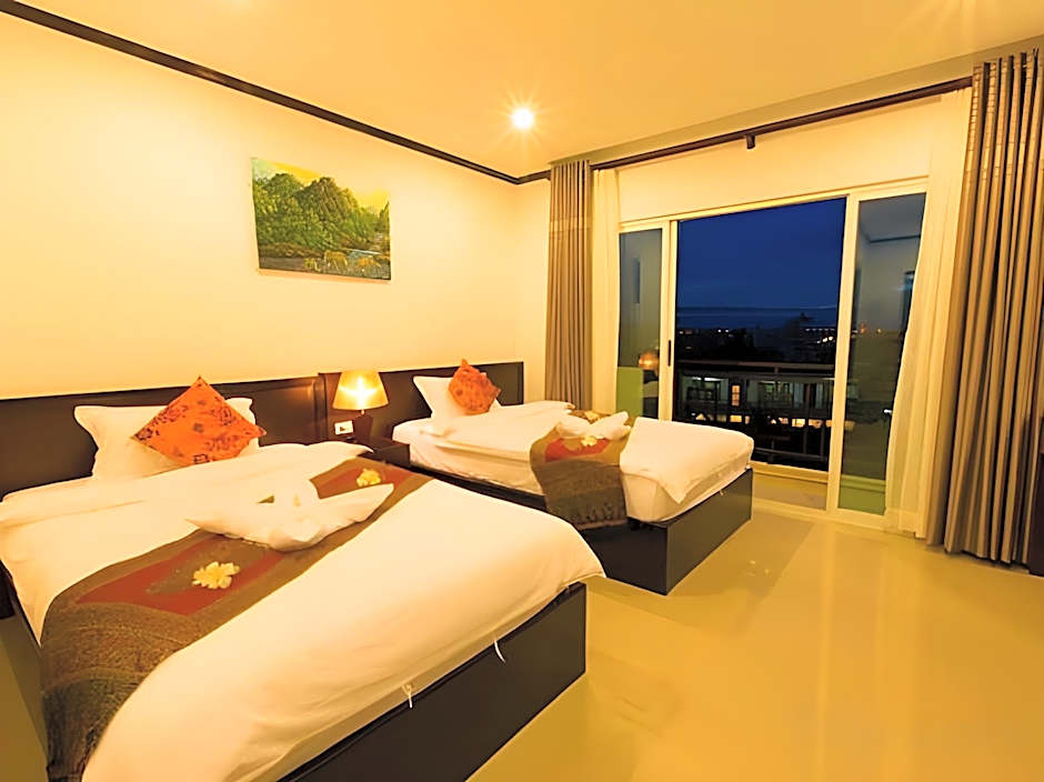 Douangchan Plaza Hotel