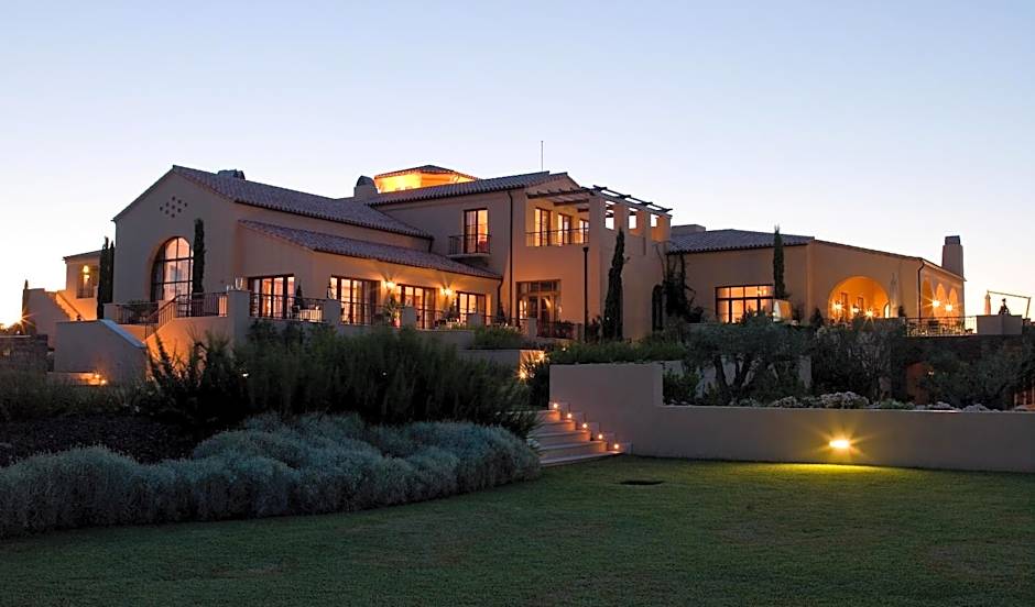 Monte Rei Golf & Country Club