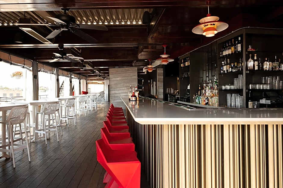 The Vendue, Downtown Art Hotel