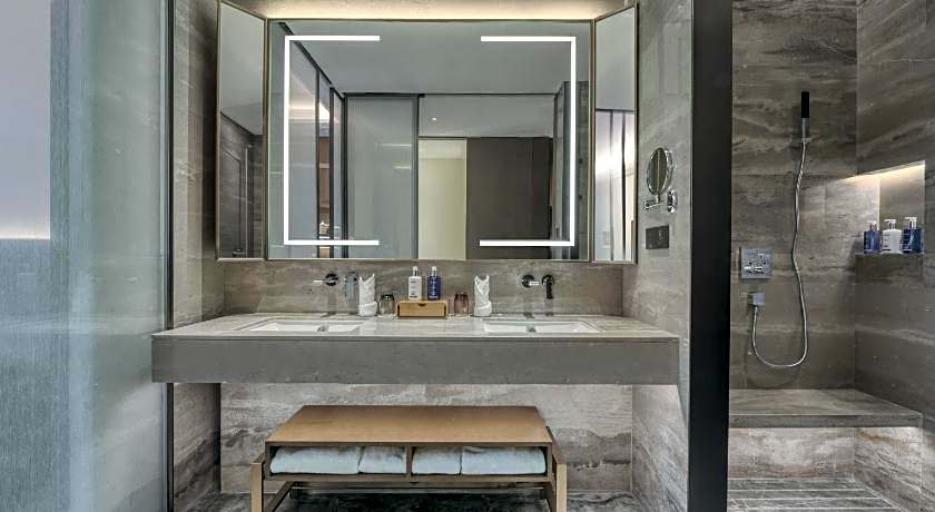 Voco Xiong An By IHG