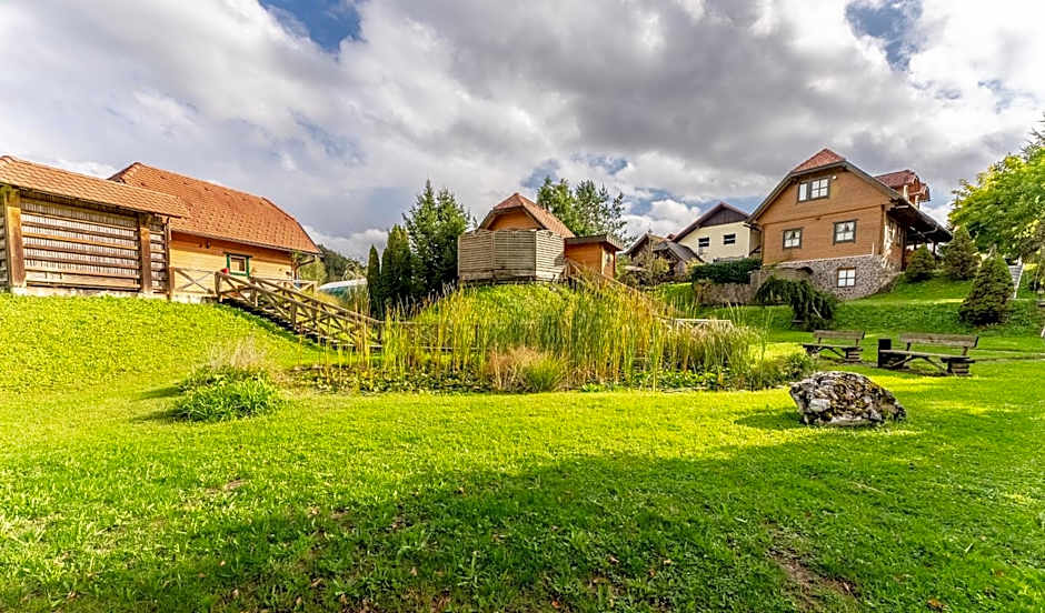 Korošec Apartments and Wellness Centre