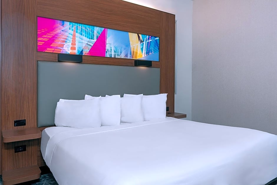 Aloft Orlando Downtown