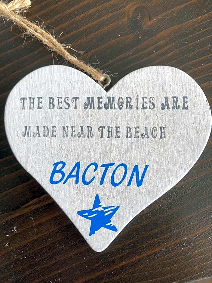 Summer Breeze Caravan