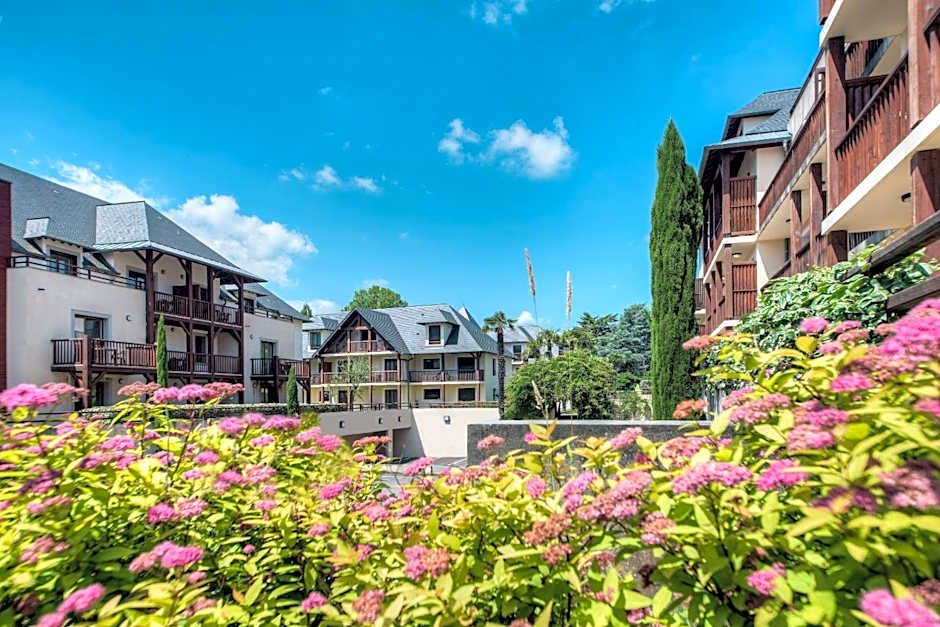 Comfort Aparthotel Lourdes L'Acacia